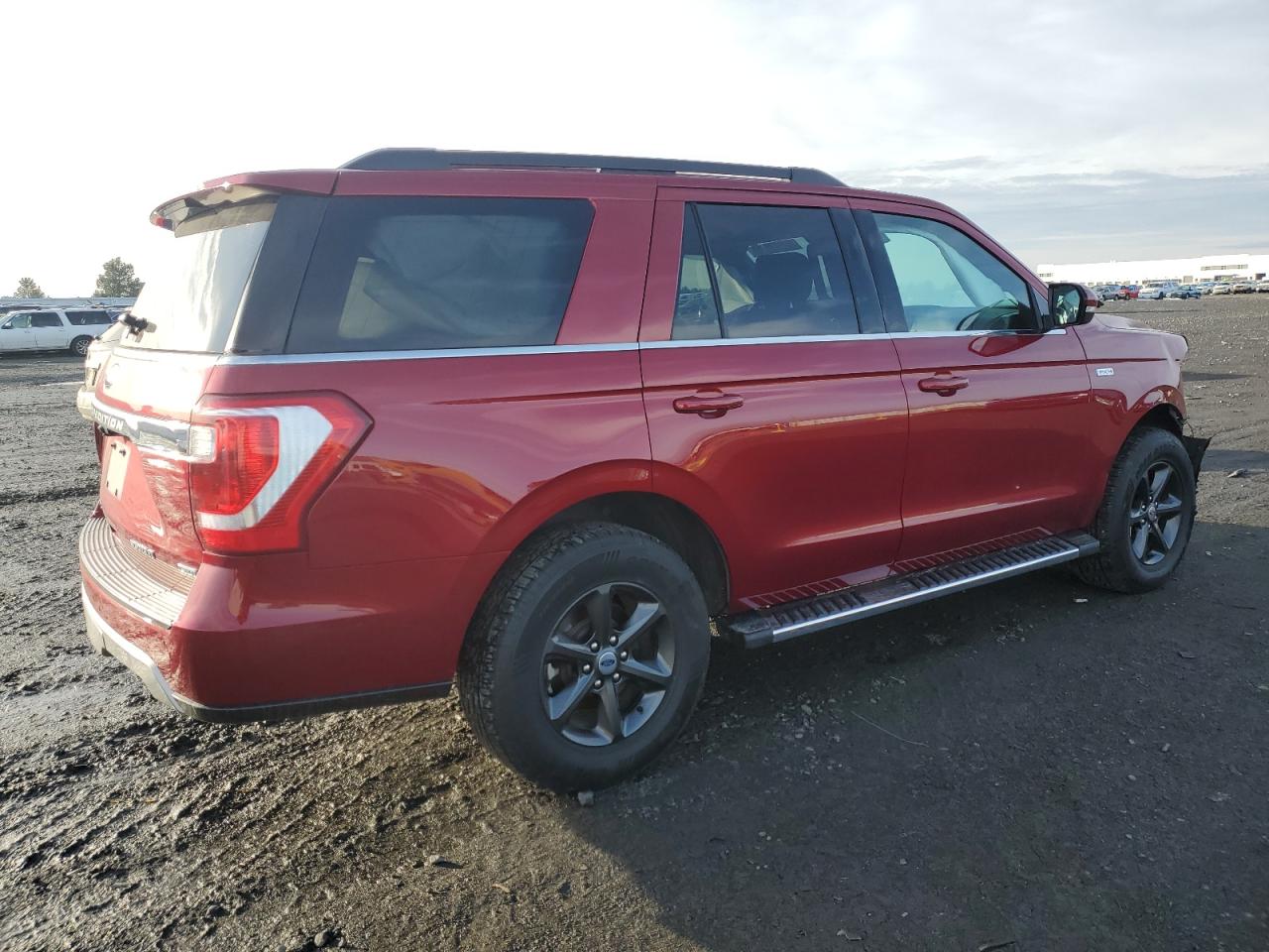 Obraz 3 z 2019 FORD EXPEDITION XLT 2019 z VIN 1FMJU1JTXKEA90945