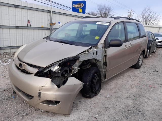 Obraz 1 z 2010 TOYOTA SIENNA CE 2010 z VIN 5TDKK4CC8AS326157