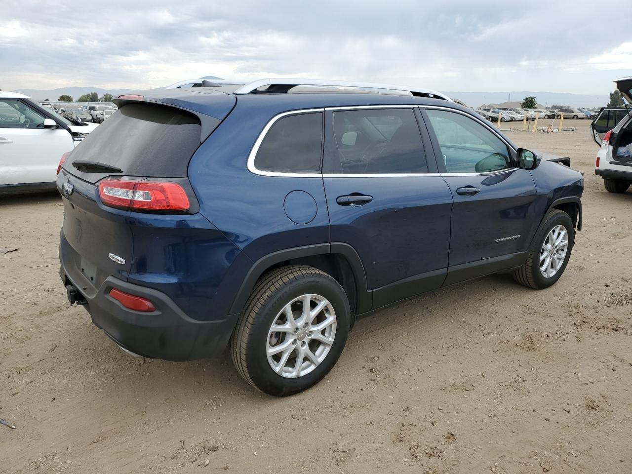 Изображение 3 2018 JEEP CHEROKEE LATITUDE PLUS 2018 с VIN 1C4PJMLX3JD515175