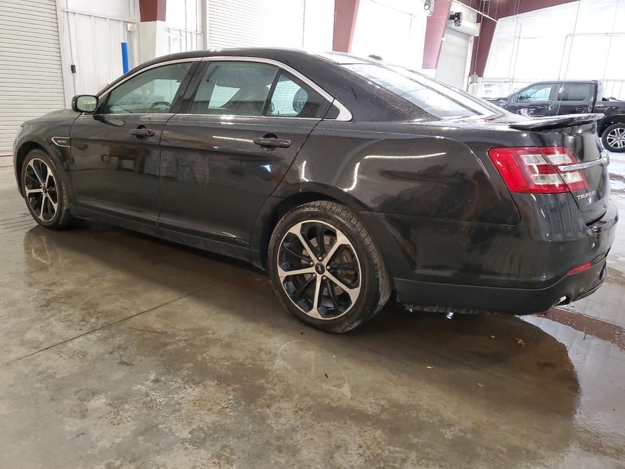 Image 2 of 2015 FORD TAURUS SHO 2015 with VIN 1FAHP2KT8FG196423