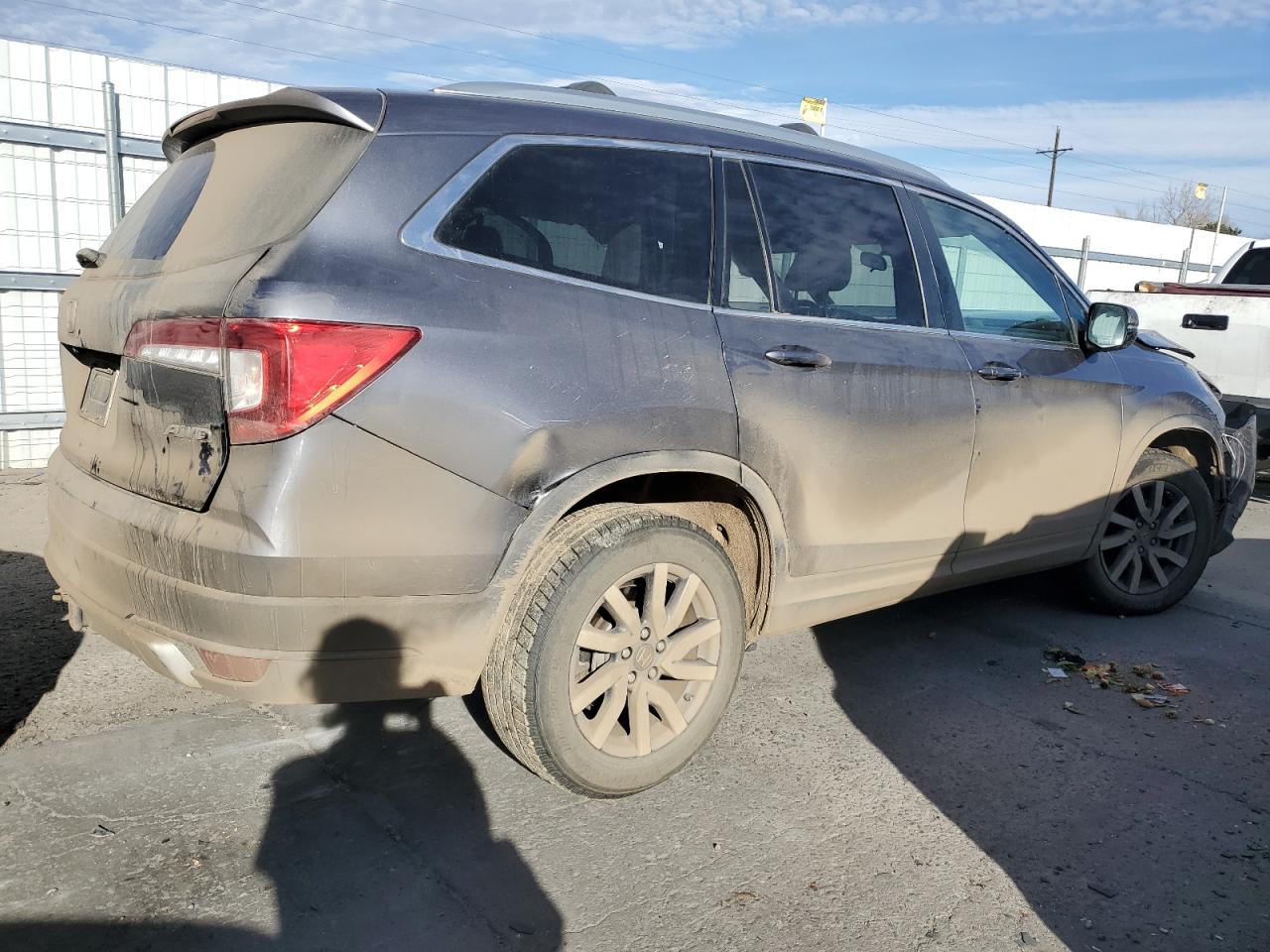 Image 3 of 2019 HONDA PILOT EX 2019 with VIN 5FNYF6H35KB074344