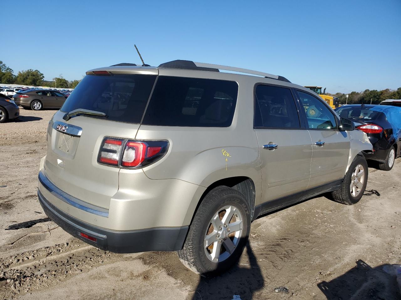 Image 3 of 2014 GMC ACADIA SLE 2014 with VIN 1GKKRPKD8EJ217339