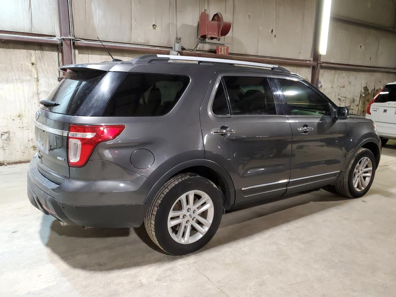 Image 3 of 2015 FORD EXPLORER XLT 2015 with VIN 1FM5K8D82FGA95400