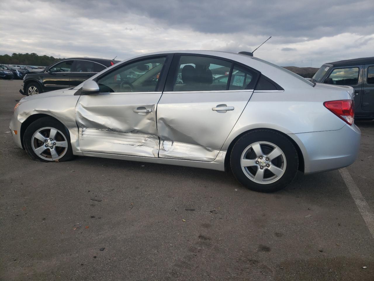 Image 2 of 2015 CHEVROLET CRUZE LT 2015 with VIN 1G1PC5SBXF7231692