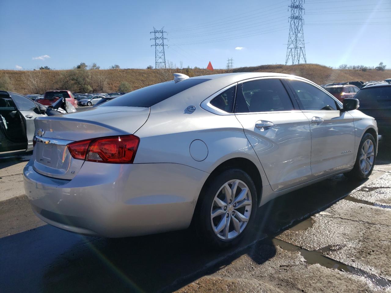 Obraz 3 z 2018 CHEVROLET IMPALA LT 2018 z VIN 2G1105S32J9109407