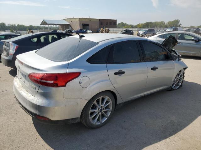 Obraz 3 z 2018 FORD FOCUS S 2018 z VIN 1FADP3E22JL269583