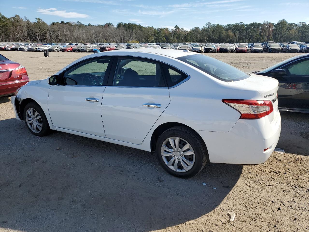 Obraz 2 z 2015 NISSAN SENTRA S 2015 z VIN 3N1AB7AP7FY330044
