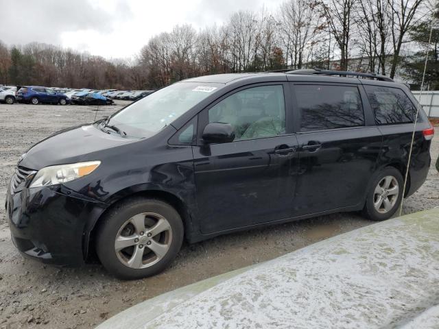 Obraz 1 z 2013 TOYOTA SIENNA LE 2013 z VIN 5TDKK3DCXDS292221