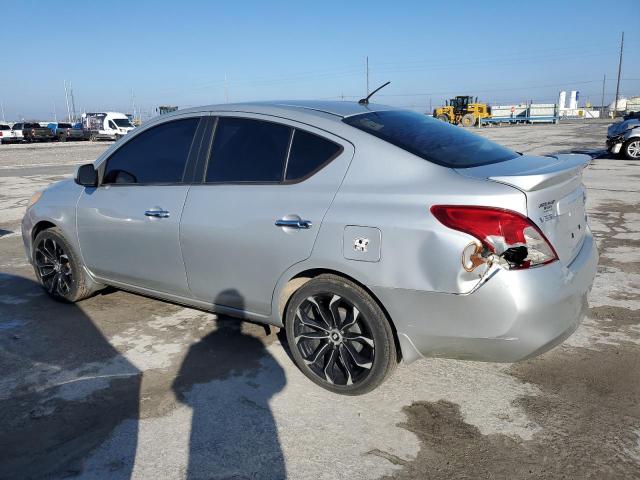 Obraz 2 z 2013 NISSAN VERSA S 2013 z VIN 3N1CN7AP9DL889699