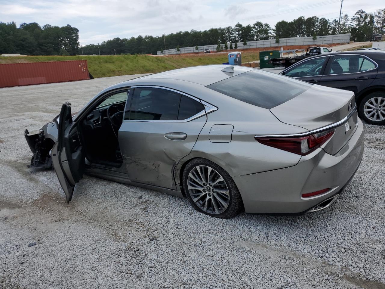 Image 2 of 2019 LEXUS ES 350 2019 with VIN 58ABZ1B14KU012680