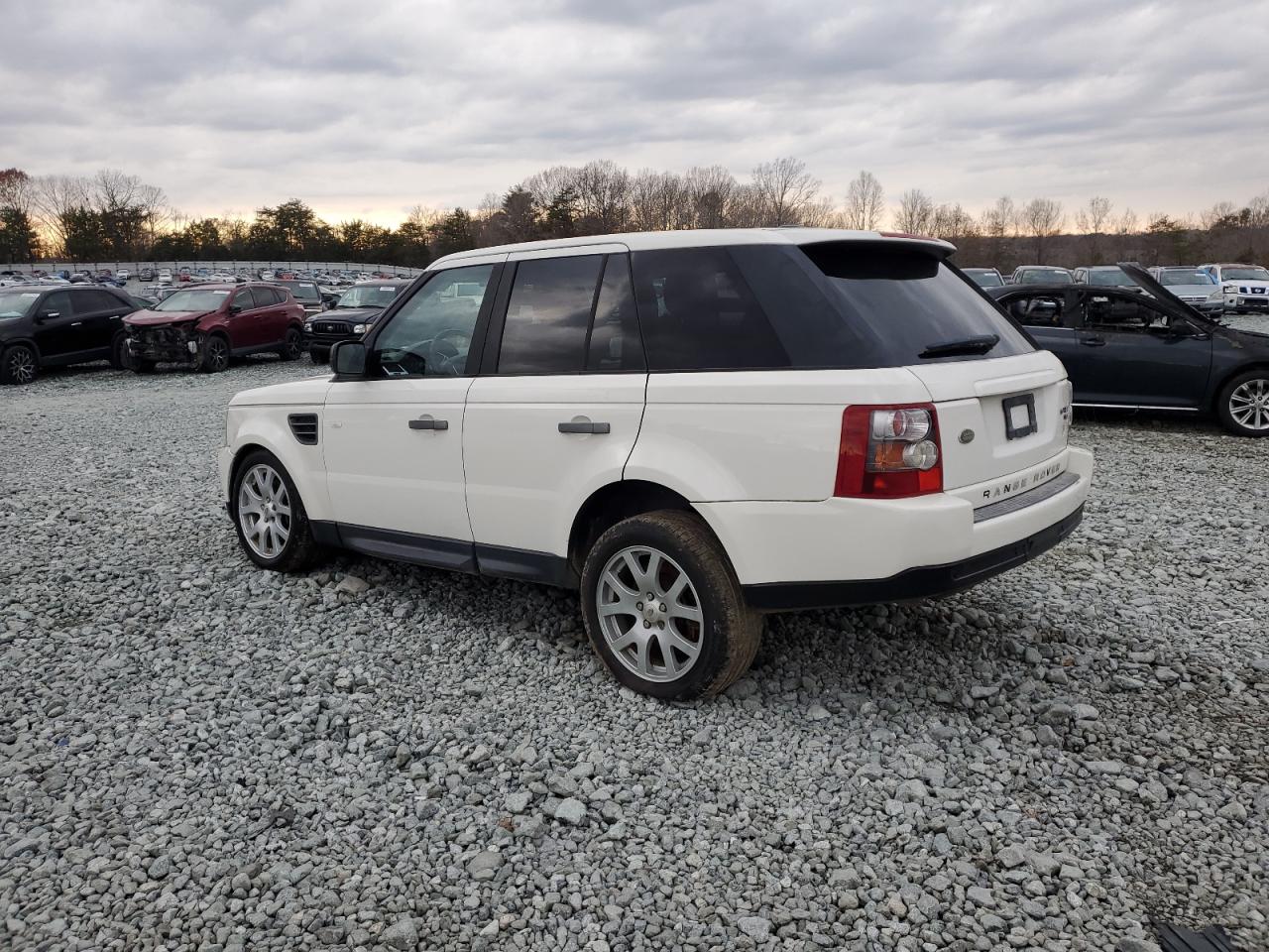 Image 2 of 2009 LAND ROVER RANGE ROVER SPORT HSE 2009 with VIN SALSF25449A206985