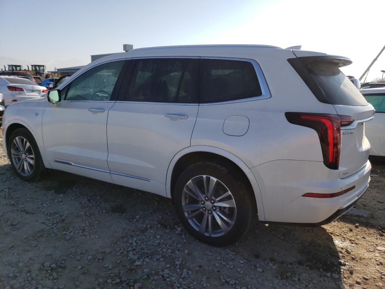 Изображение 2 2023 CADILLAC XT6 PREMIUM LUXURY 2023 с VIN 1GYKPDRS1PZ143118