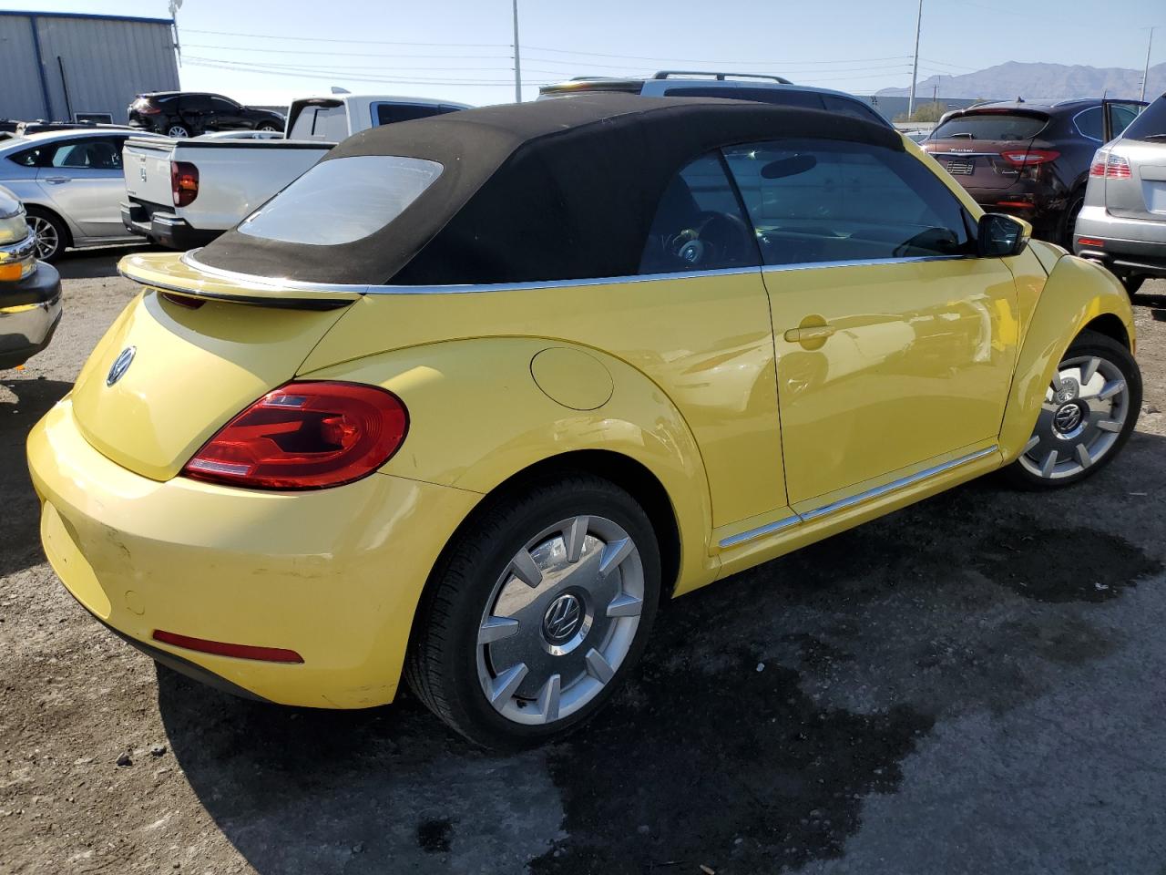 Image 3 of 2013 VOLKSWAGEN BEETLE  2013 with VIN 3VW5P7AT9DM804395