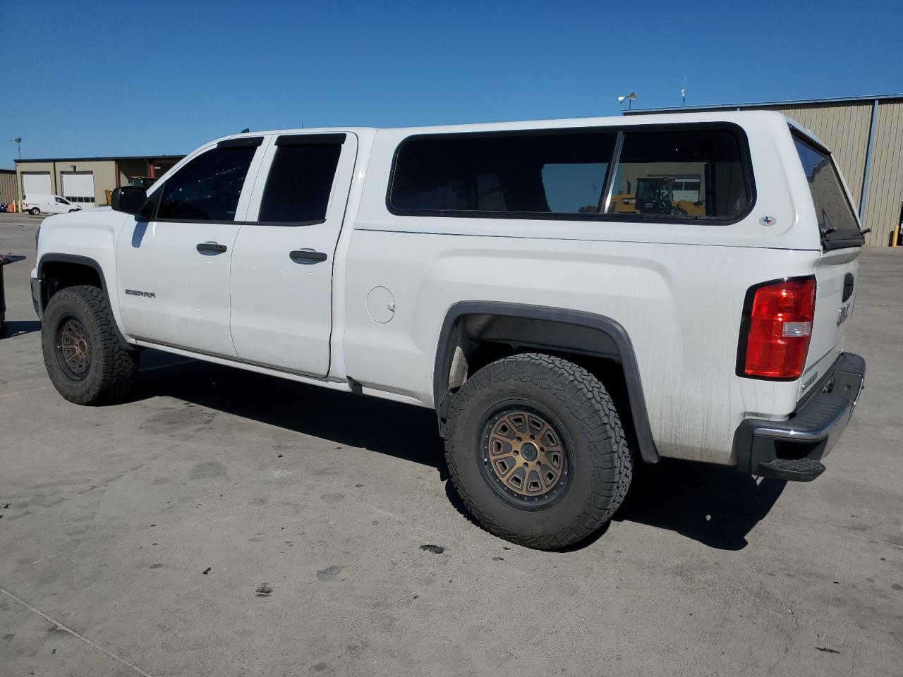 Изображение 2 2017 GMC SIERRA C1500 2017 с VIN 1GTR1LEH6HZ250015