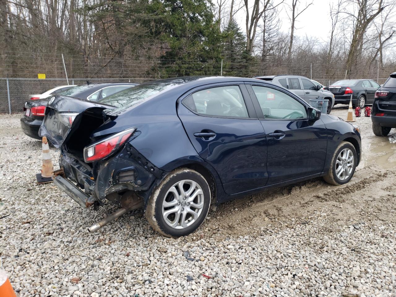 Image 3 of 2016 TOYOTA SCION IA  2016 with VIN 3MYDLBZV5GY113012