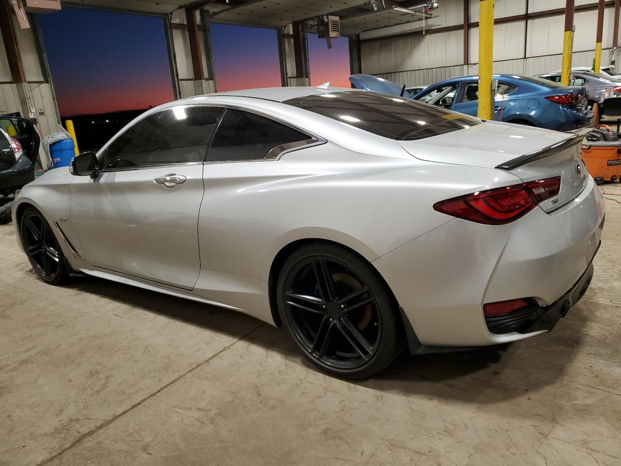 Image 2 of 2018 INFINITI Q60 LUXE 300 2018 with VIN JN1EV7EL2JM390695