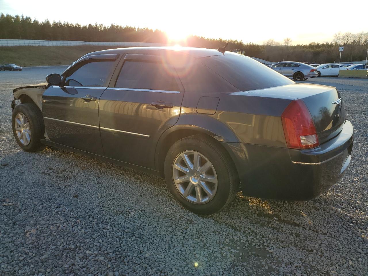 Image 2 of 2007 CHRYSLER 300 TOURING 2007 with VIN 2C3LA53GX7H806583