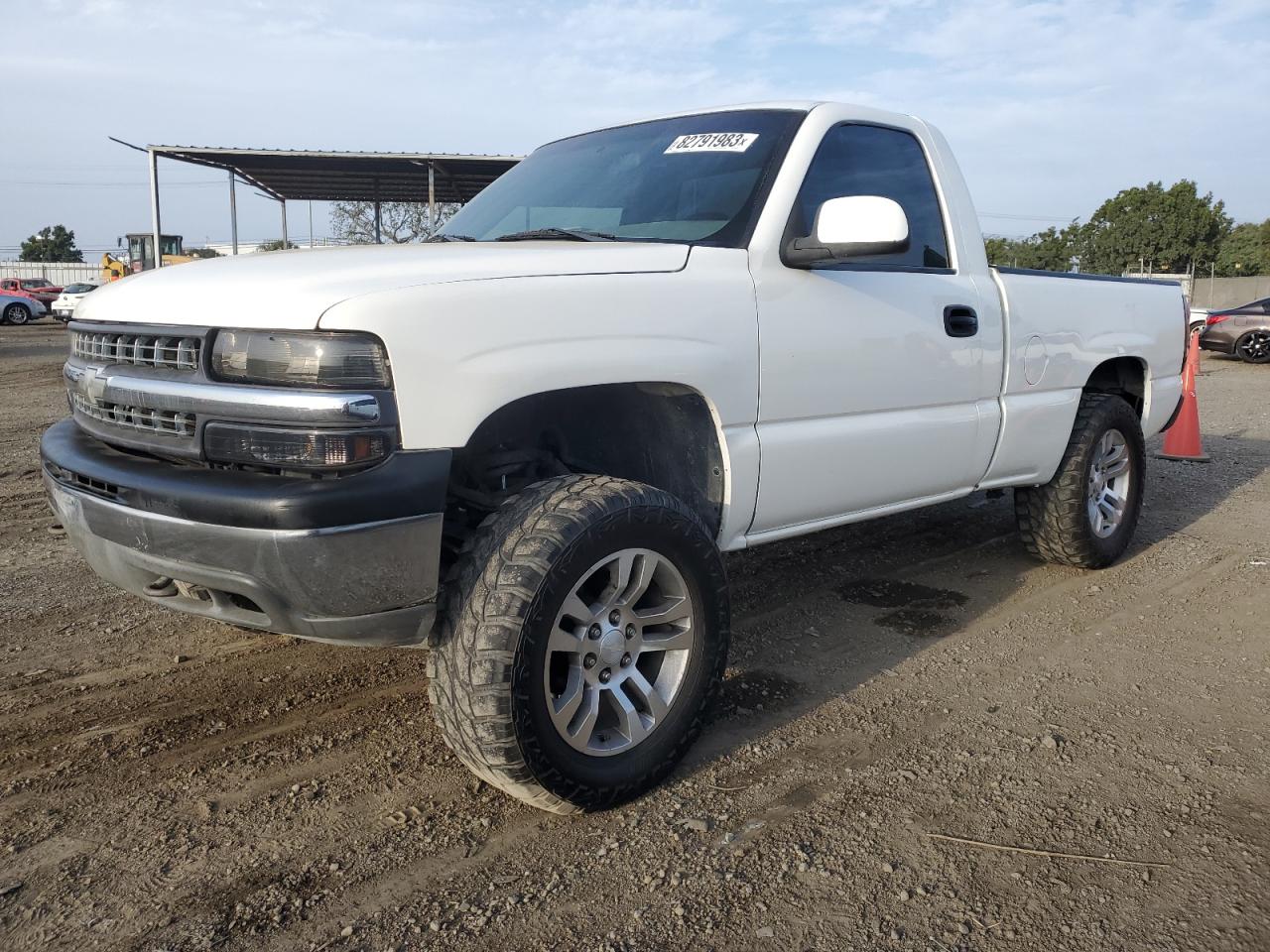 Image 1 of 1999 GMC NEW SIERRA C1500 1999 with VIN 1GTEC14V1XE851455