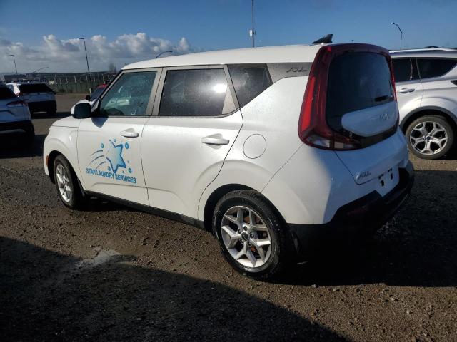 Image 2 of 2022 KIA SOUL LX 2022 with VIN KNDJ23AU5N7826679