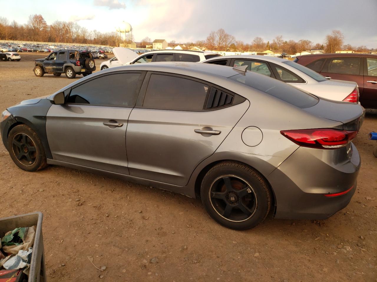 Obraz 2 z 2018 HYUNDAI ELANTRA SEL 2018 z VIN 5NPD84LF0JH329920