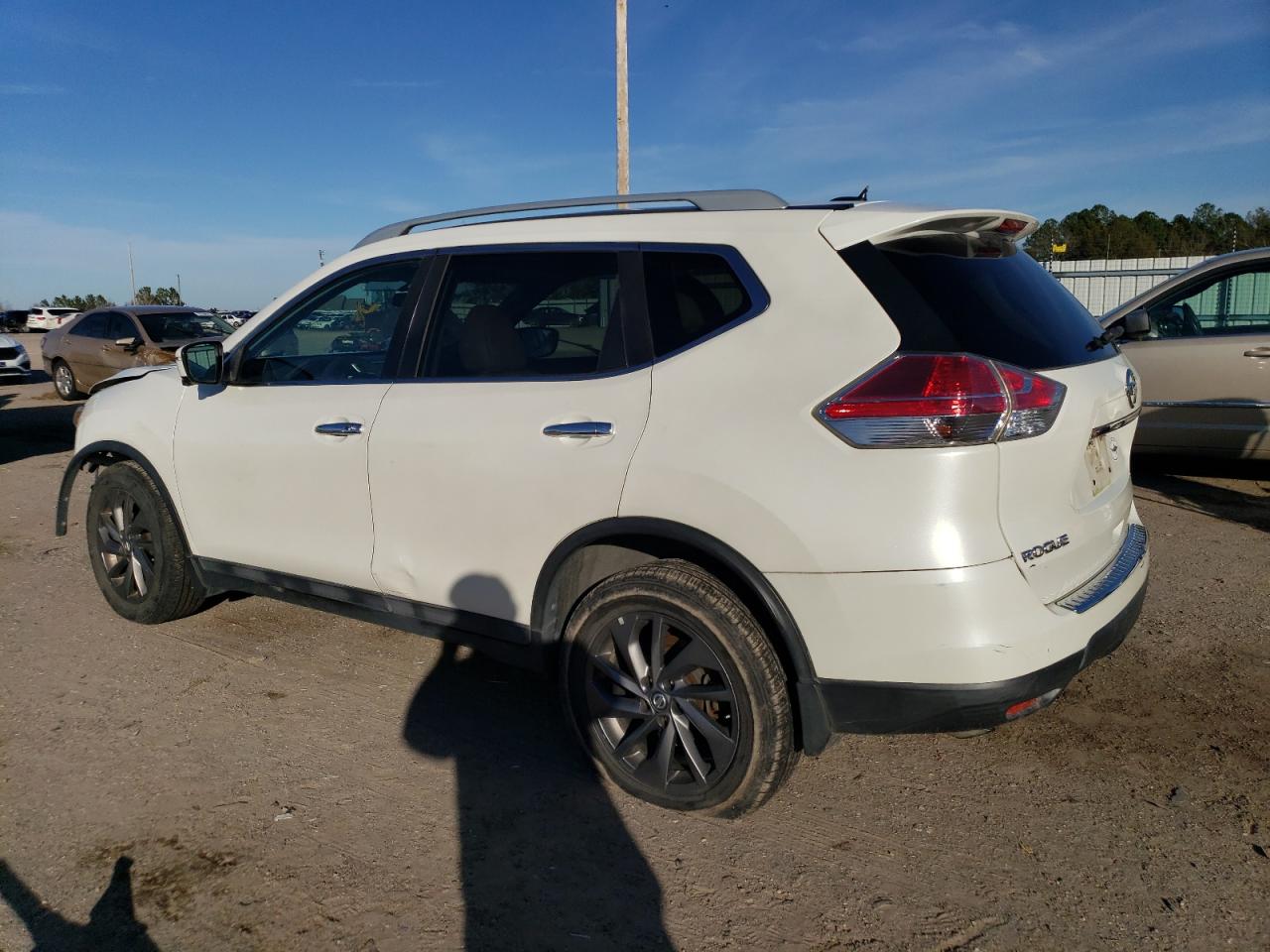 Image 2 of 2016 NISSAN ROGUE S 2016 with VIN 5N1AT2MT2GC737393