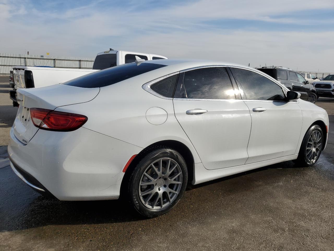 Image 3 of 2015 CHRYSLER 200 LIMITED 2015 with VIN 1C3CCCAB5FN726622