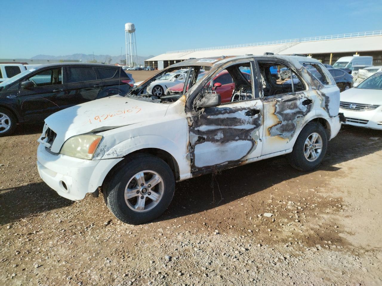Obraz 1 z 2005 KIA SORENTO EX 2005 z VIN KNDJC733355416841