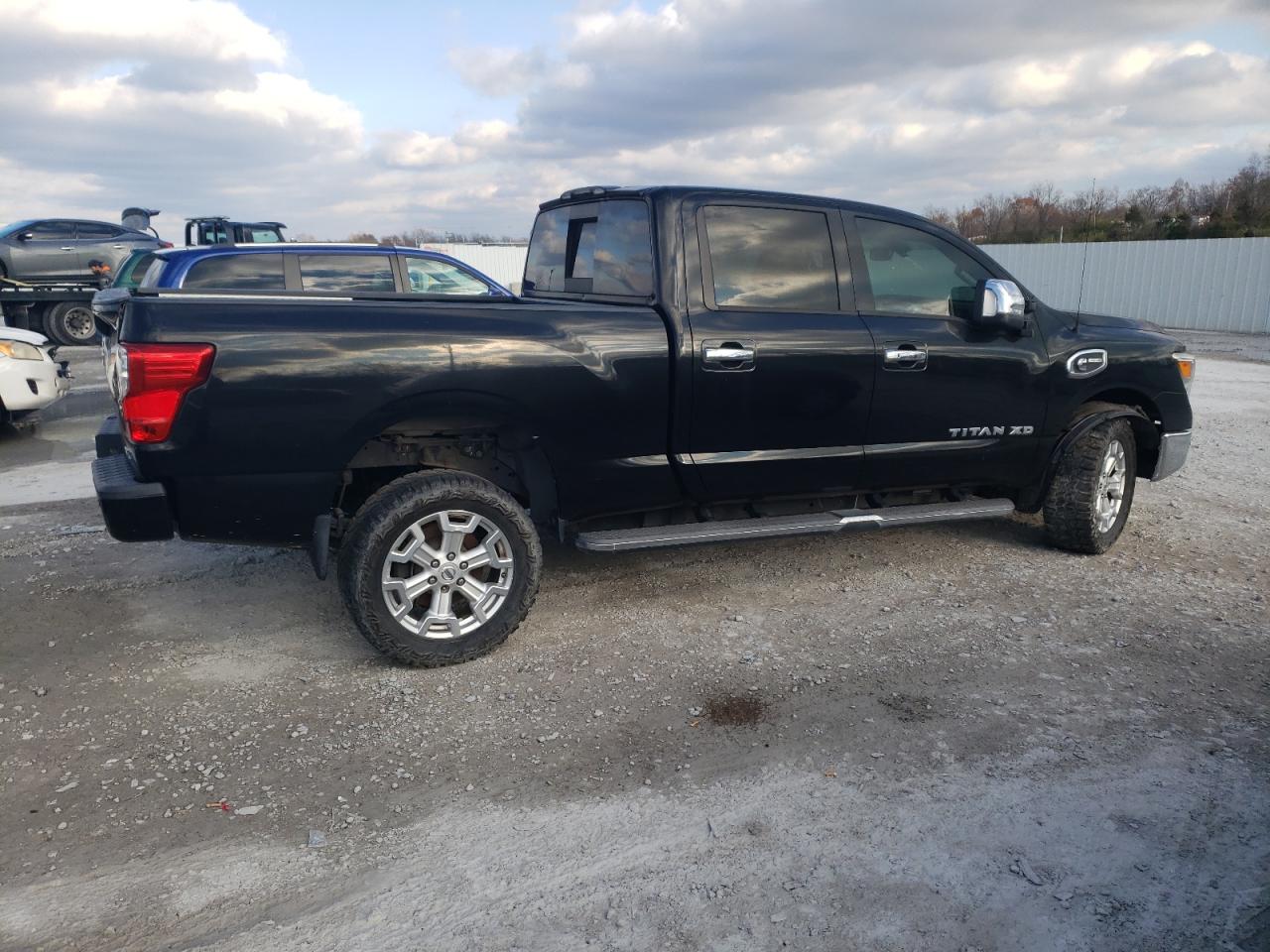 Image 3 of 2016 NISSAN TITAN XD SL 2016 with VIN 1N6BA1F20GN511870