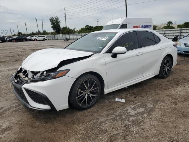 Obraz 1 z 2021 TOYOTA CAMRY SE 2021 z VIN 4T1G11AK0MU582208