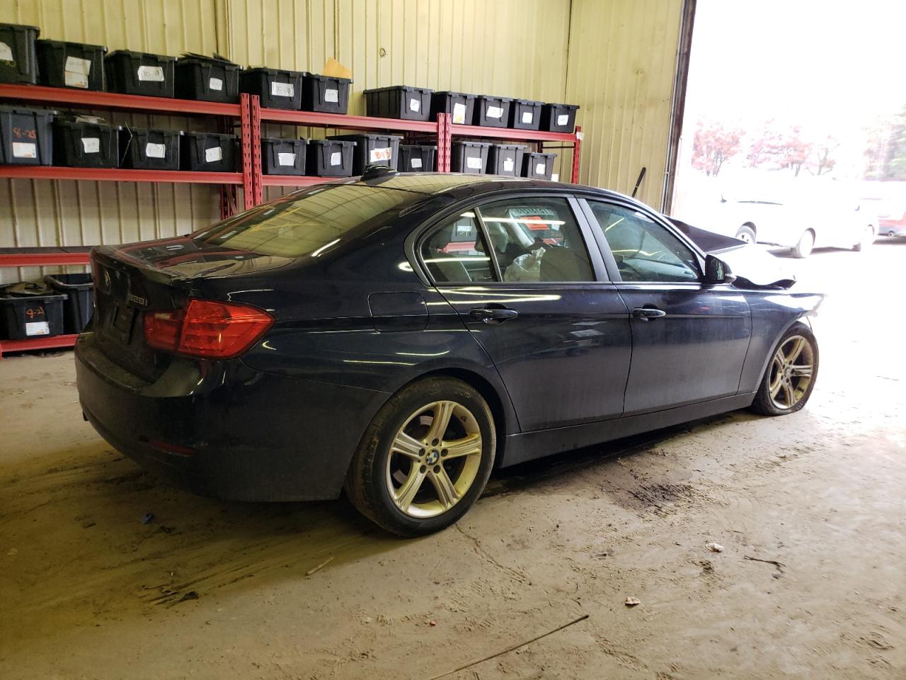Obraz 3 z 2015 BMW 328 XI SULEV 2015 z VIN WBA3B5C58FF961668