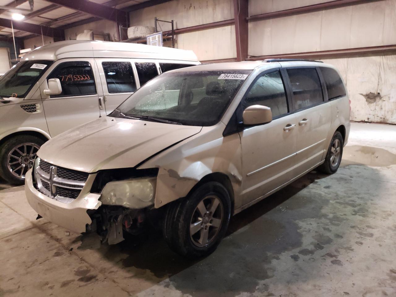 Obraz 1 z 2013 DODGE GRAND CARAVAN SXT 2013 z VIN 2C4RDGCG2DR611771