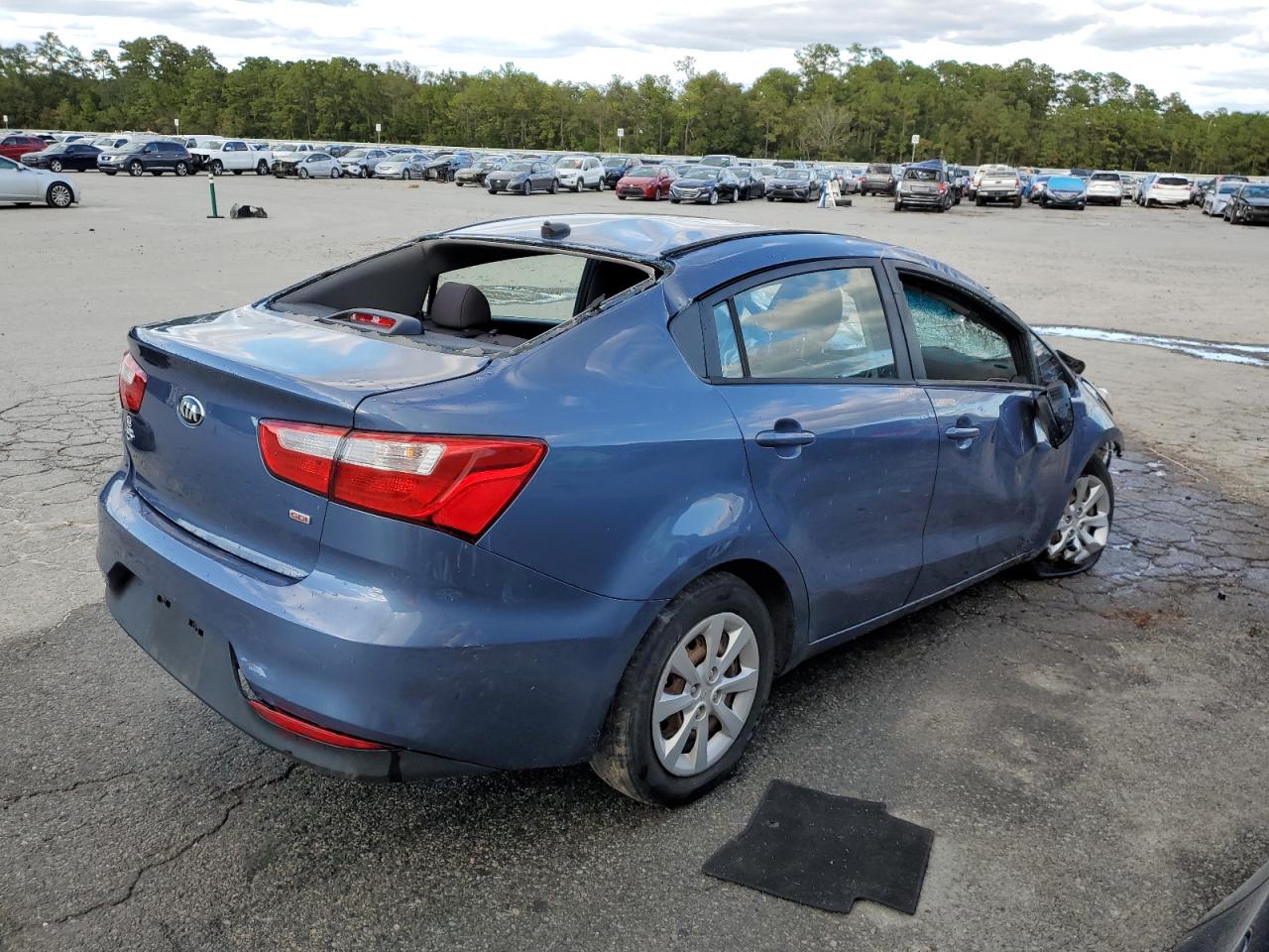 Image 3 of 2016 KIA RIO LX 2016 with VIN KNADM4A3XG6606402