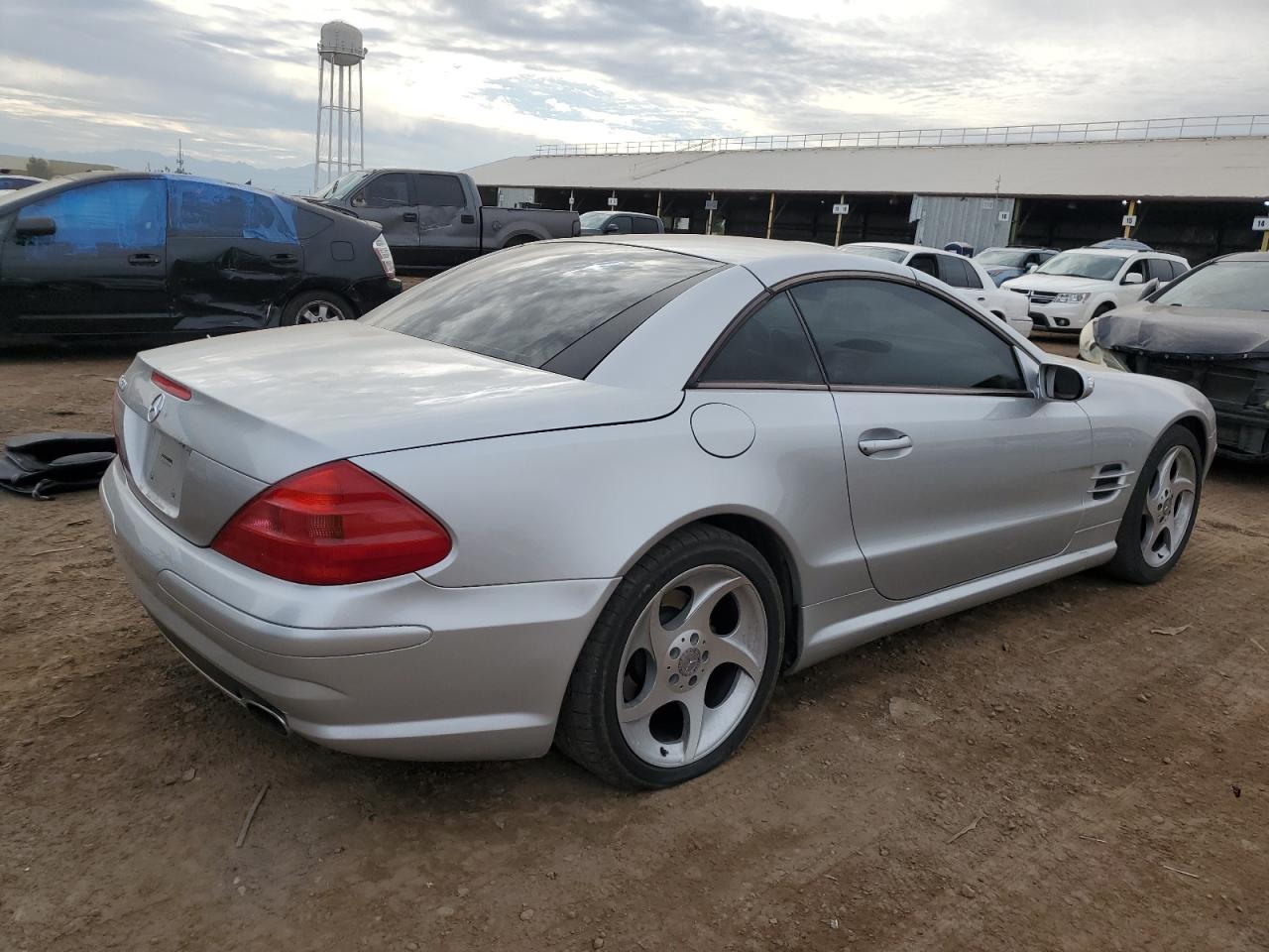 Image 3 of 2004 MERCEDES-BENZ SL 500 2004 with VIN WDBSK75F34F067251