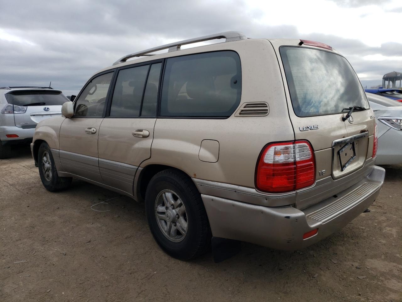 Image 2 of 1998 LEXUS LX 470 1998 with VIN JT6HT00W9W0013327