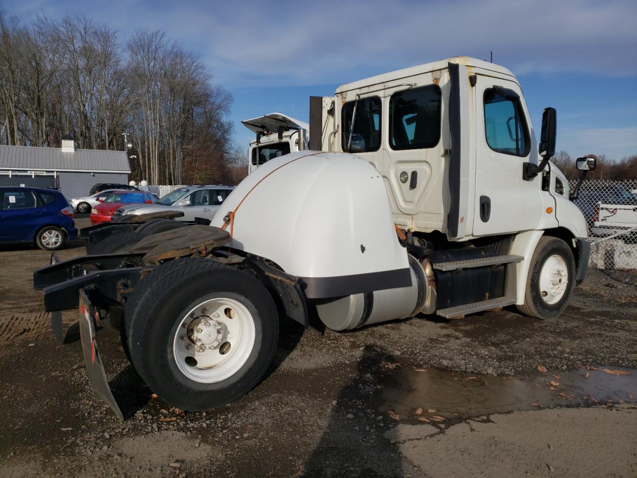 Obraz 3 z 2016 FREIGHTLINER CASCADIA 113  2016 z VIN 1FUBGAD46GLHD9915
