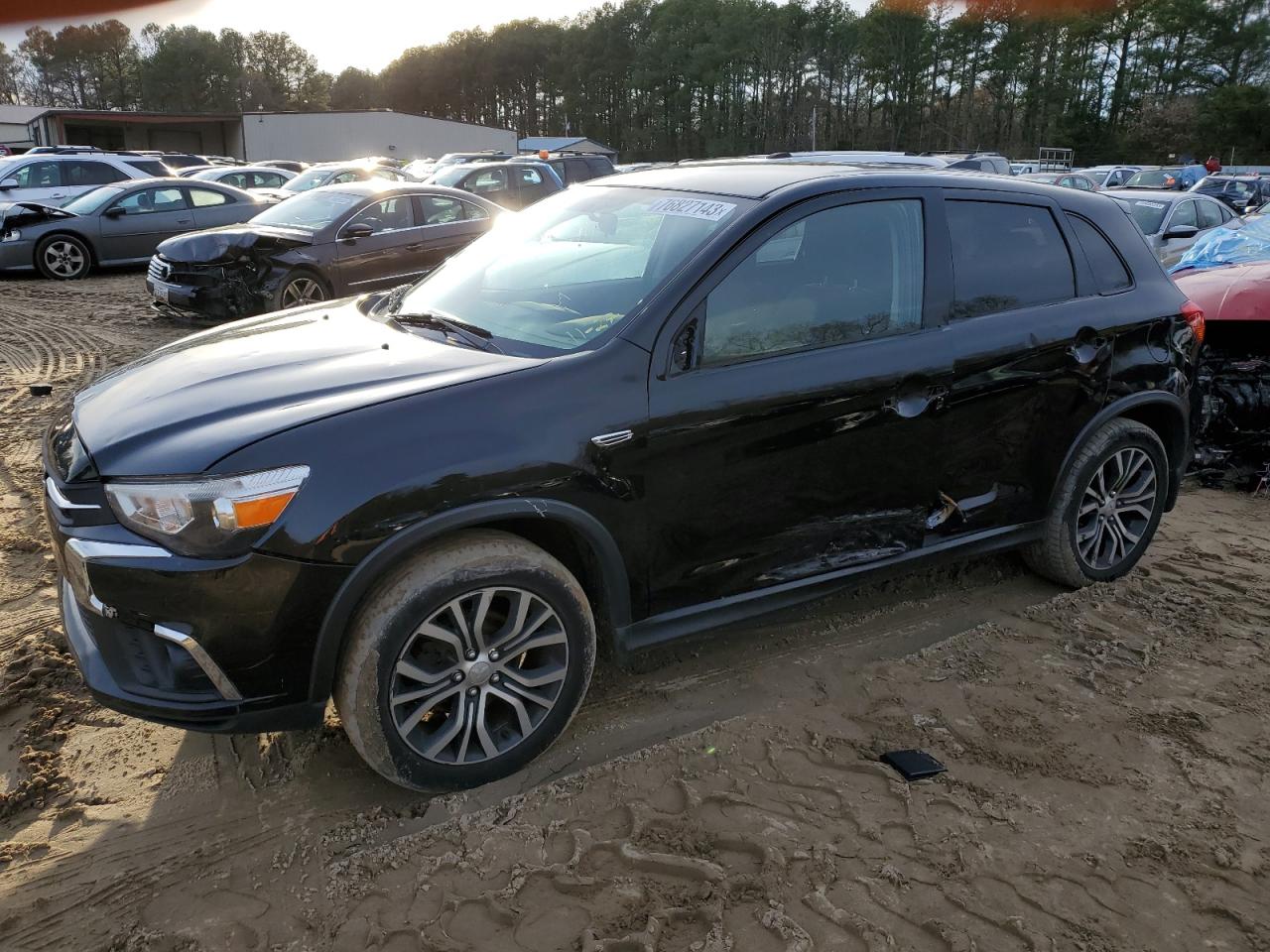 Obraz 1 z 2018 MITSUBISHI OUTLANDER SPORT ES 2018 z VIN JA4AP3AU1JU019258