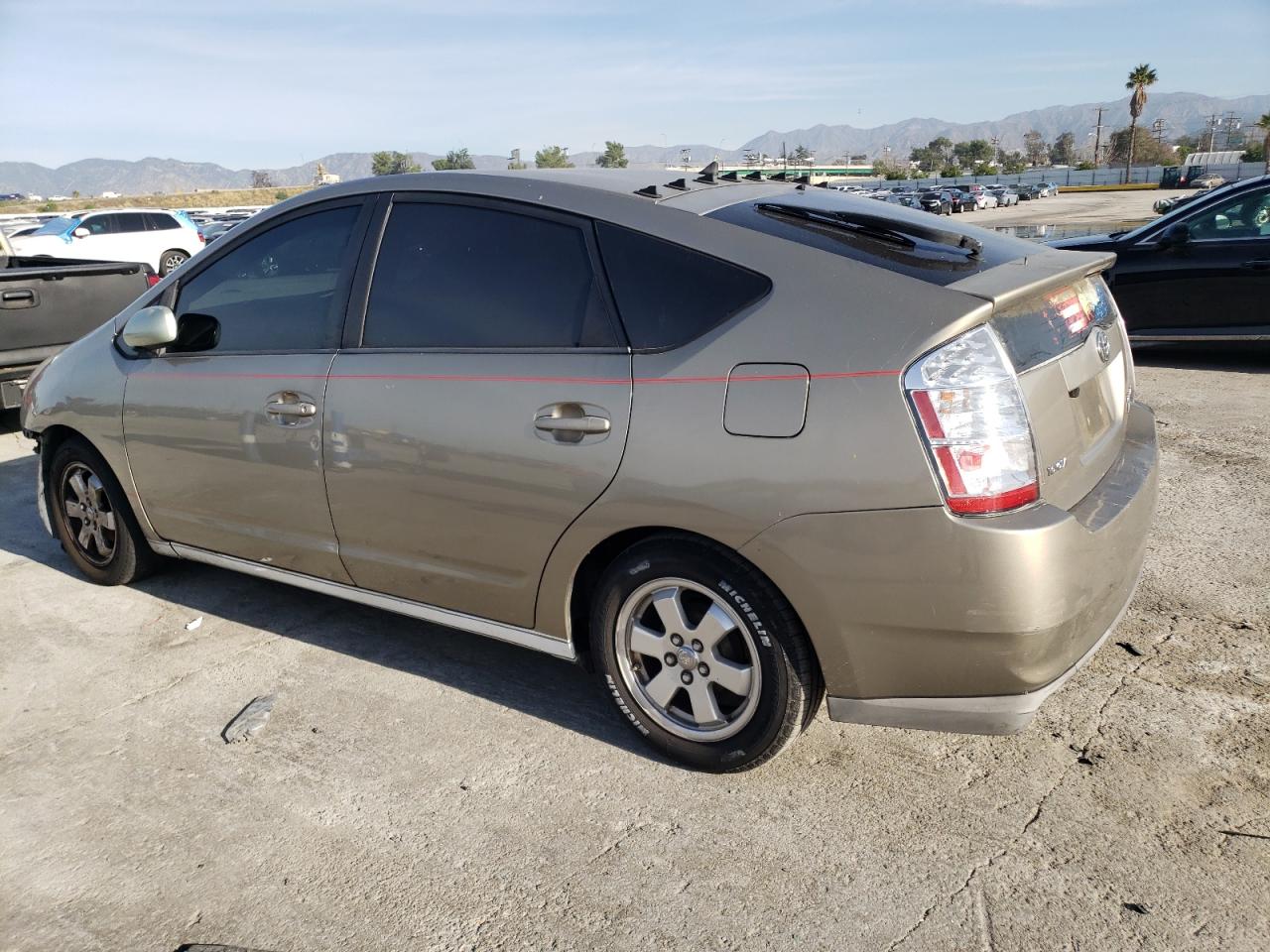 Image 2 of 2008 TOYOTA PRIUS  2008 with VIN JTDKB20U283328712