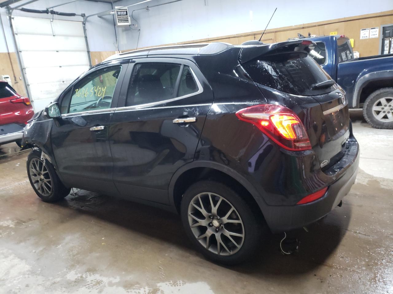 Obraz 2 z 2019 BUICK ENCORE SPORT TOURING 2019 z VIN KL4CJ2SB8KB799192