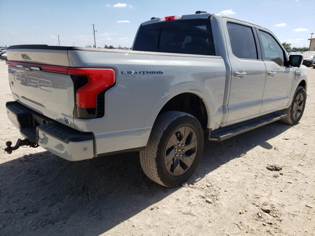 Image 3 of 2023 FORD F150 LIGHTNING PRO 2023 with VIN 1FTVW1EV4PWG04690