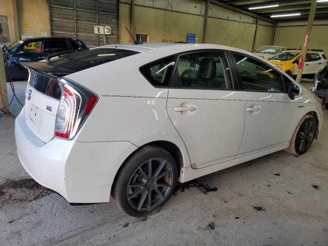 Image 3 of 2013 TOYOTA PRIUS  2013 with VIN JTDKN3DU0D1643618