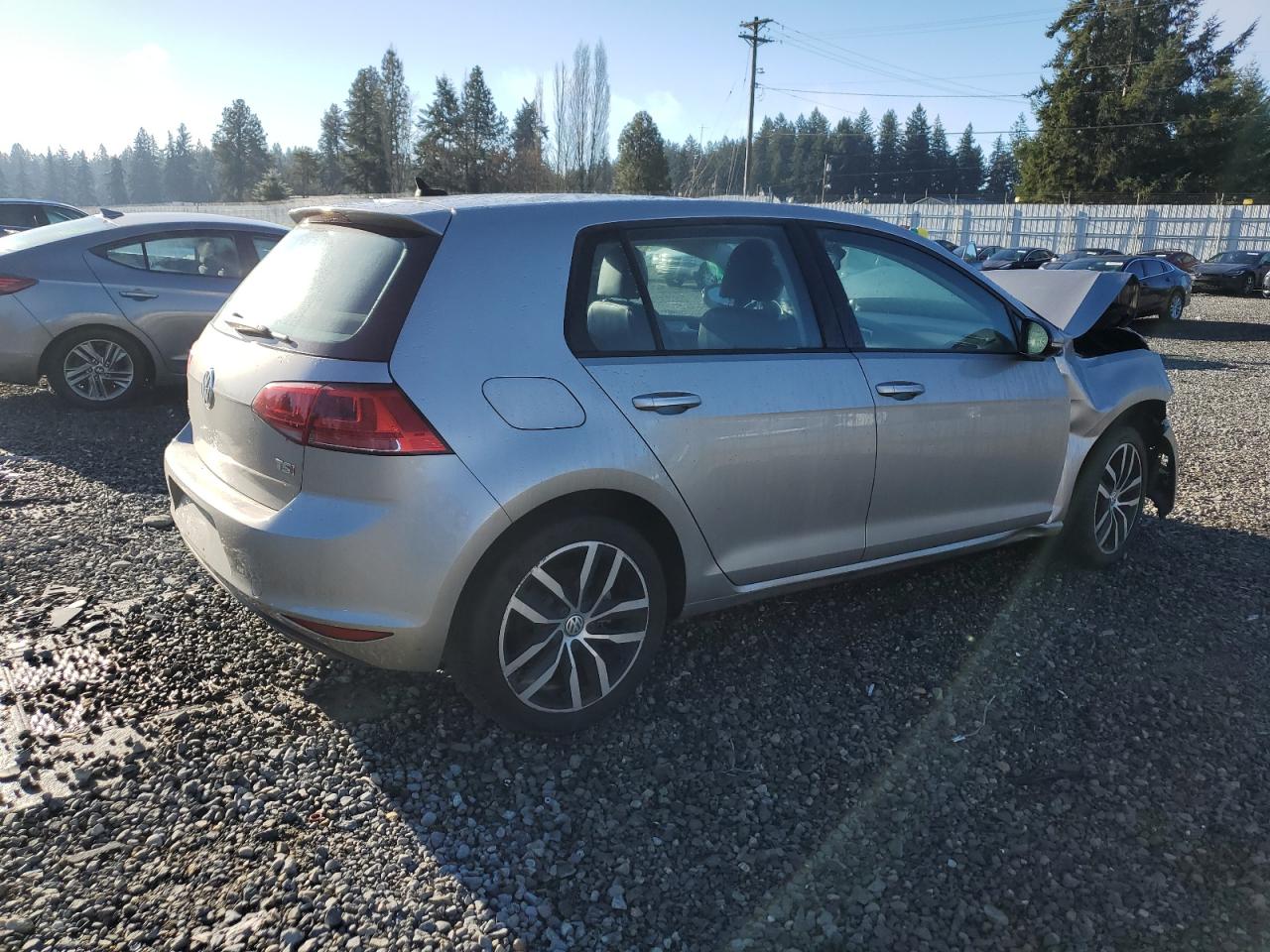 Image 3 of 2016 VOLKSWAGEN GOLF S/SE 2016 with VIN 3VW217AU4GM023527