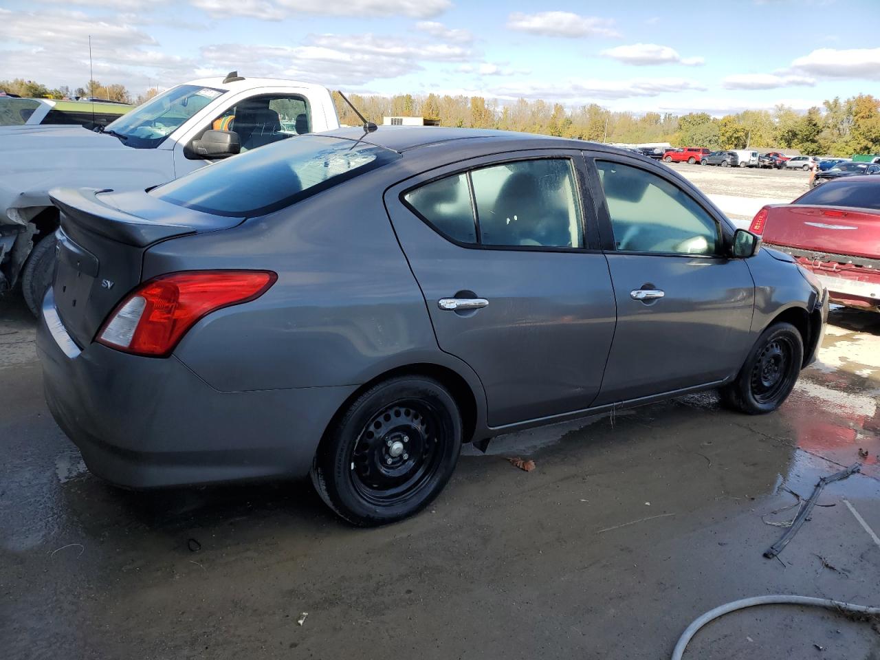 Obraz 3 z 2019 NISSAN VERSA S 2019 z VIN 3N1CN7AP5KL864327