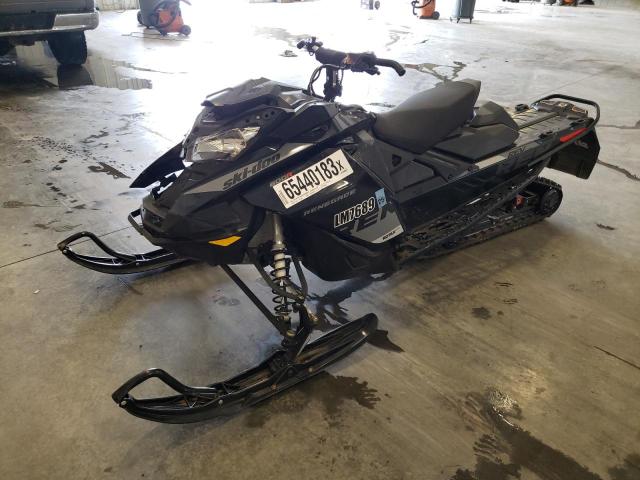 Obraz 2 z 2019 SKI DOO RENEGADE 2019 z VIN 2BPSBXKB7KV000068