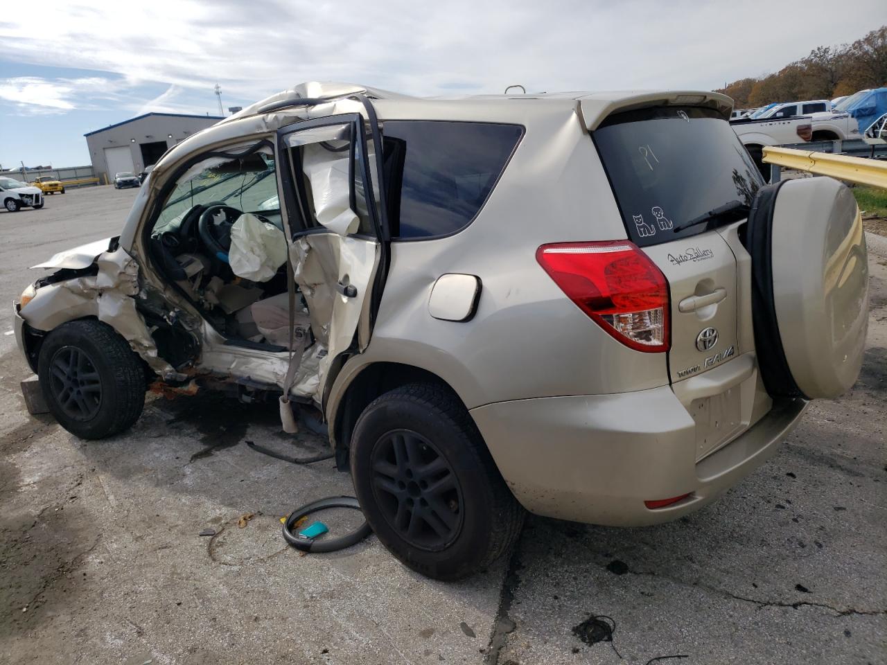 Image 2 of 2008 TOYOTA RAV4  2008 with VIN JTMBK33V985045626