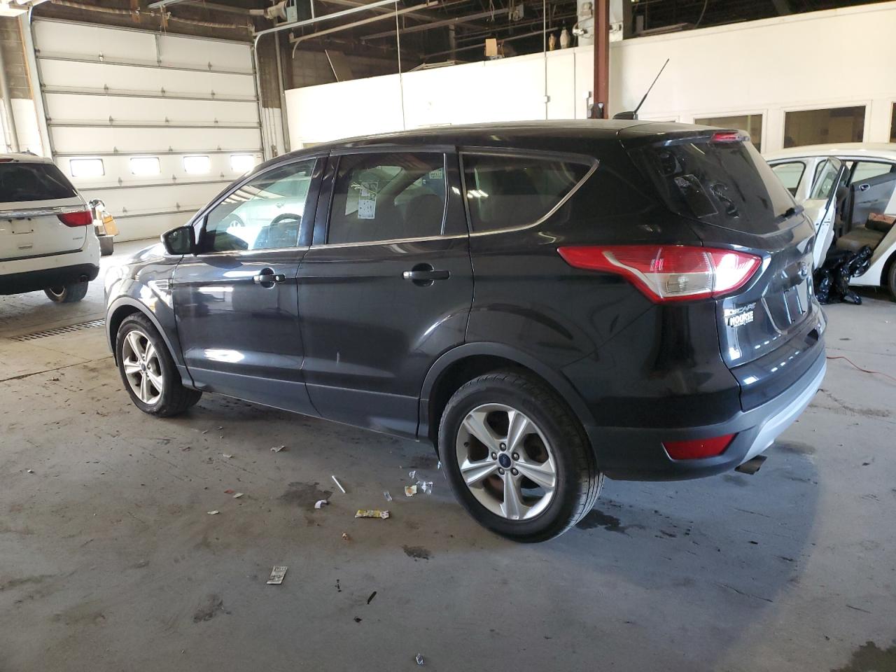 Obraz 2 z 2016 FORD ESCAPE SE 2016 z VIN 1FMCU9GX9GUA50872