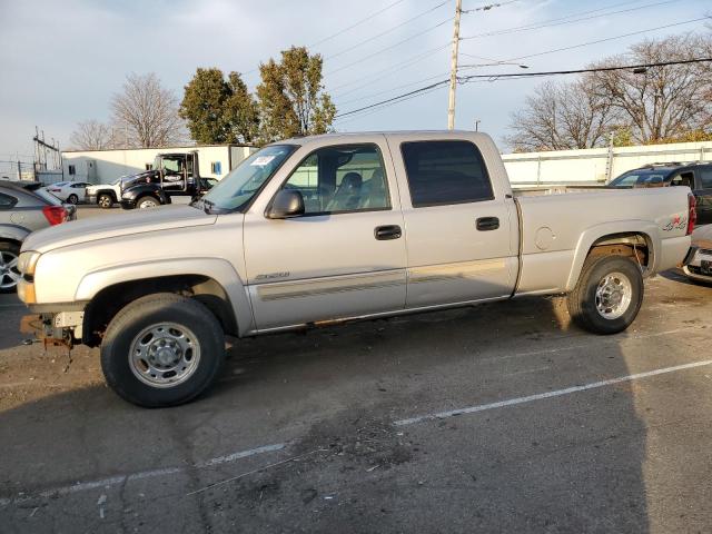 Obraz 1 z 2004 CHEVROLET SILVERADO K2500 2004 z VIN 1GCGK23U74F210133