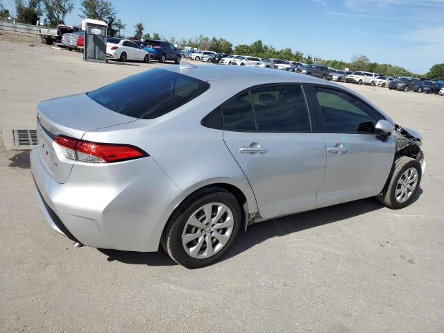 Изображение 3 2020 TOYOTA COROLLA LE 2020 с VIN JTDEPRAE2LJ113074