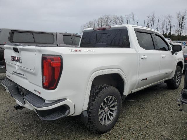 Obraz 3 z 2021 GMC SIERRA K1500 AT4 2021 z VIN 3GTP9EED3MG332884