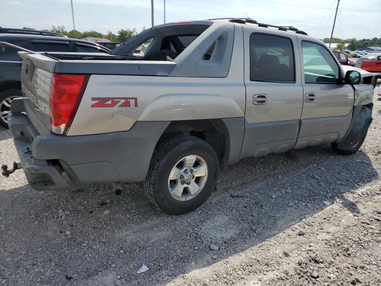 Obraz 3 z 2002 CHEVROLET AVALANCHE K1500 2002 z VIN 3GNEK13T52G336616