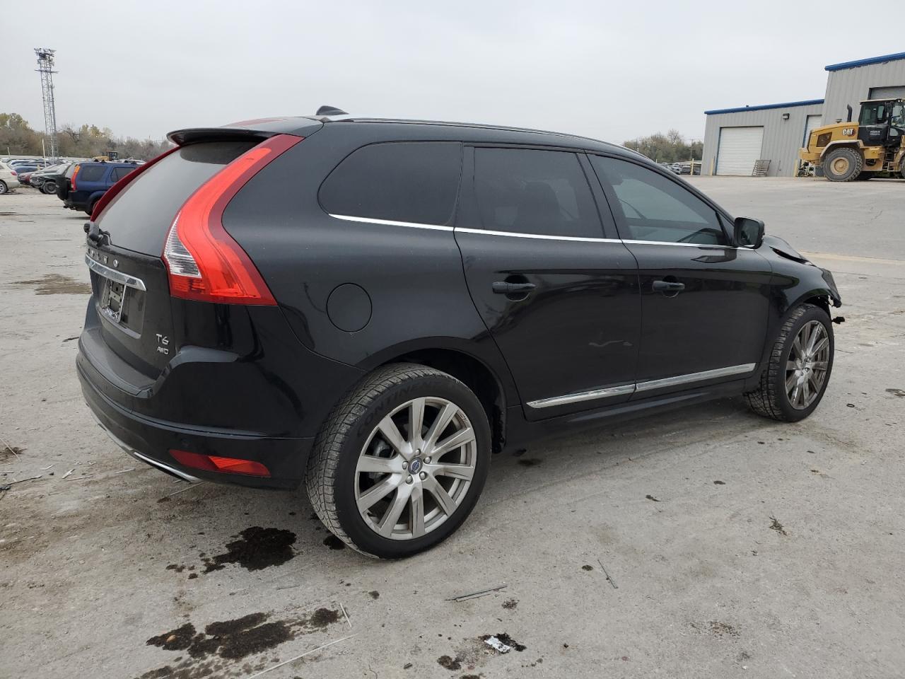 Obraz 3 z 2017 VOLVO XC60 T6 INSCRIPTION 2017 z VIN YV449MRU8H2134191